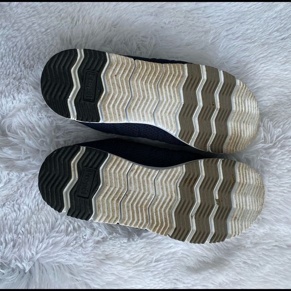 Propet Travel Walker Slides Size 8.5 - Picture 14 of 14